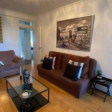 2 Bedroom Flat In Camberwell Green - Central Location With Excellent Connections To Tourist Attractions And Main London Airports Ngoại thất bức ảnh
