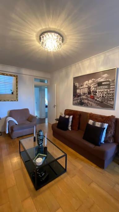 2 Bedroom Flat In Camberwell Green - Central Location With Excellent Connections To Tourist Attractions And Main London Airports Ngoại thất bức ảnh