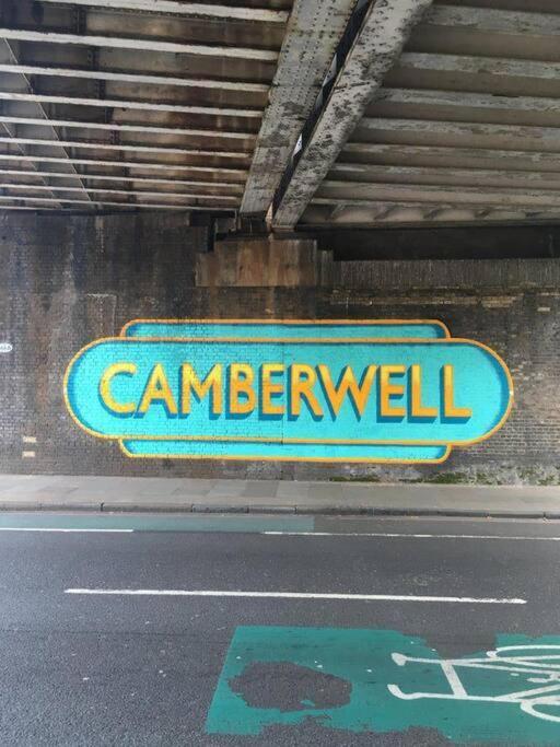 2 Bedroom Flat In Camberwell Green - Central Location With Excellent Connections To Tourist Attractions And Main London Airports Ngoại thất bức ảnh