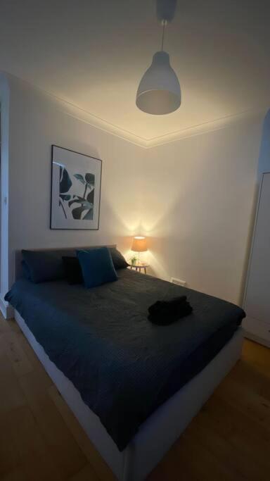 2 Bedroom Flat In Camberwell Green - Central Location With Excellent Connections To Tourist Attractions And Main London Airports Ngoại thất bức ảnh