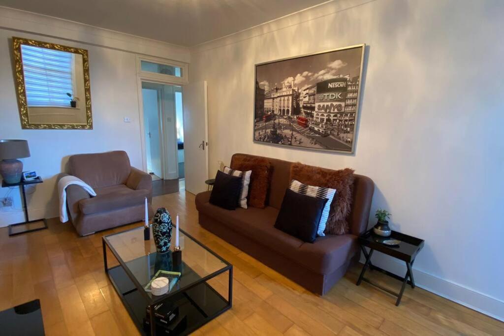 2 Bedroom Flat In Camberwell Green - Central Location With Excellent Connections To Tourist Attractions And Main London Airports Ngoại thất bức ảnh