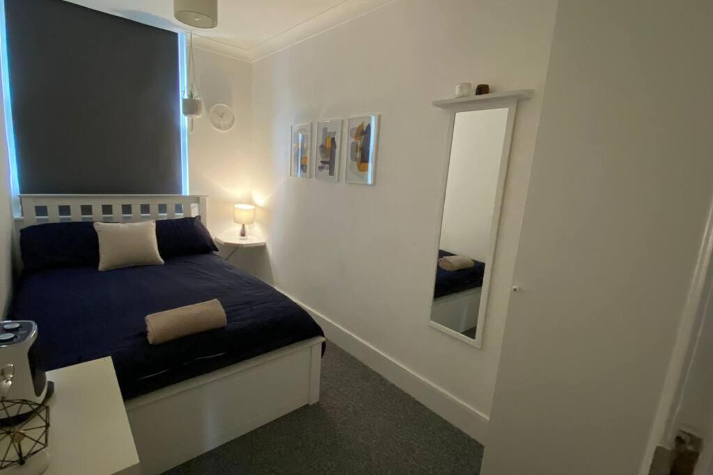 2 Bedroom Flat In Camberwell Green - Central Location With Excellent Connections To Tourist Attractions And Main London Airports Ngoại thất bức ảnh